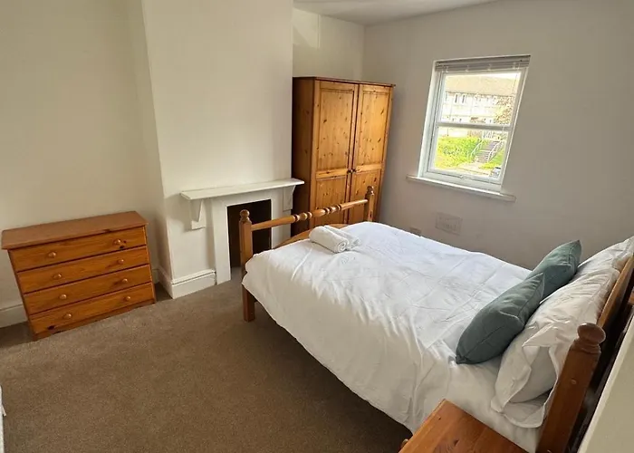 Comfortable In Redfield - Easy Access