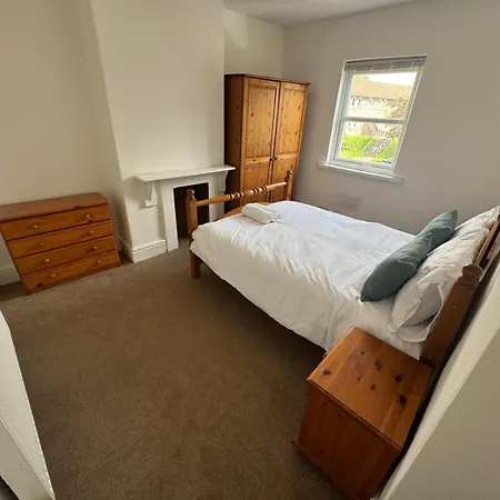 Comfortable In Redfield - Easy Access Bristol