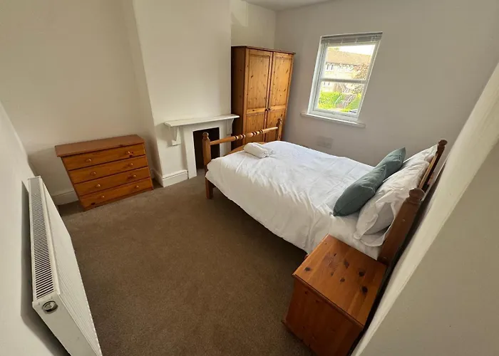 Comfortable In Redfield - Easy Access Bristol